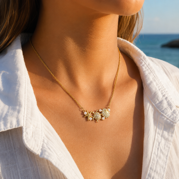 Collier Marina — Pendentif Tortue, Étoile de Mer & Coquille