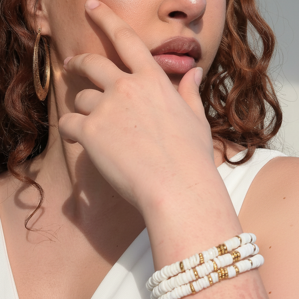 Bracelet Lina — Coquillage Blanc & Rondelles Dorées