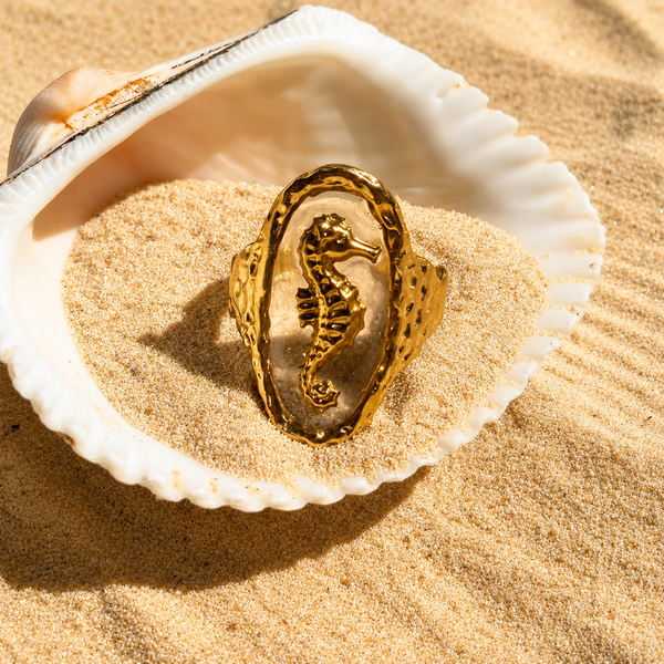 Bague Séval de Mer — Hippocampe & Résine Dorée